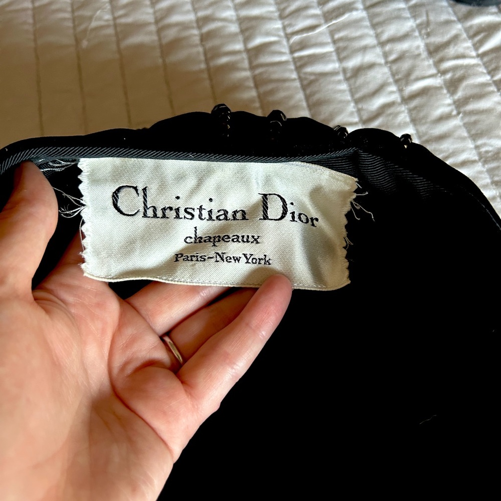 *VINTAGE* Black Velvet Christian Dior Chapeaux Hat 1960s